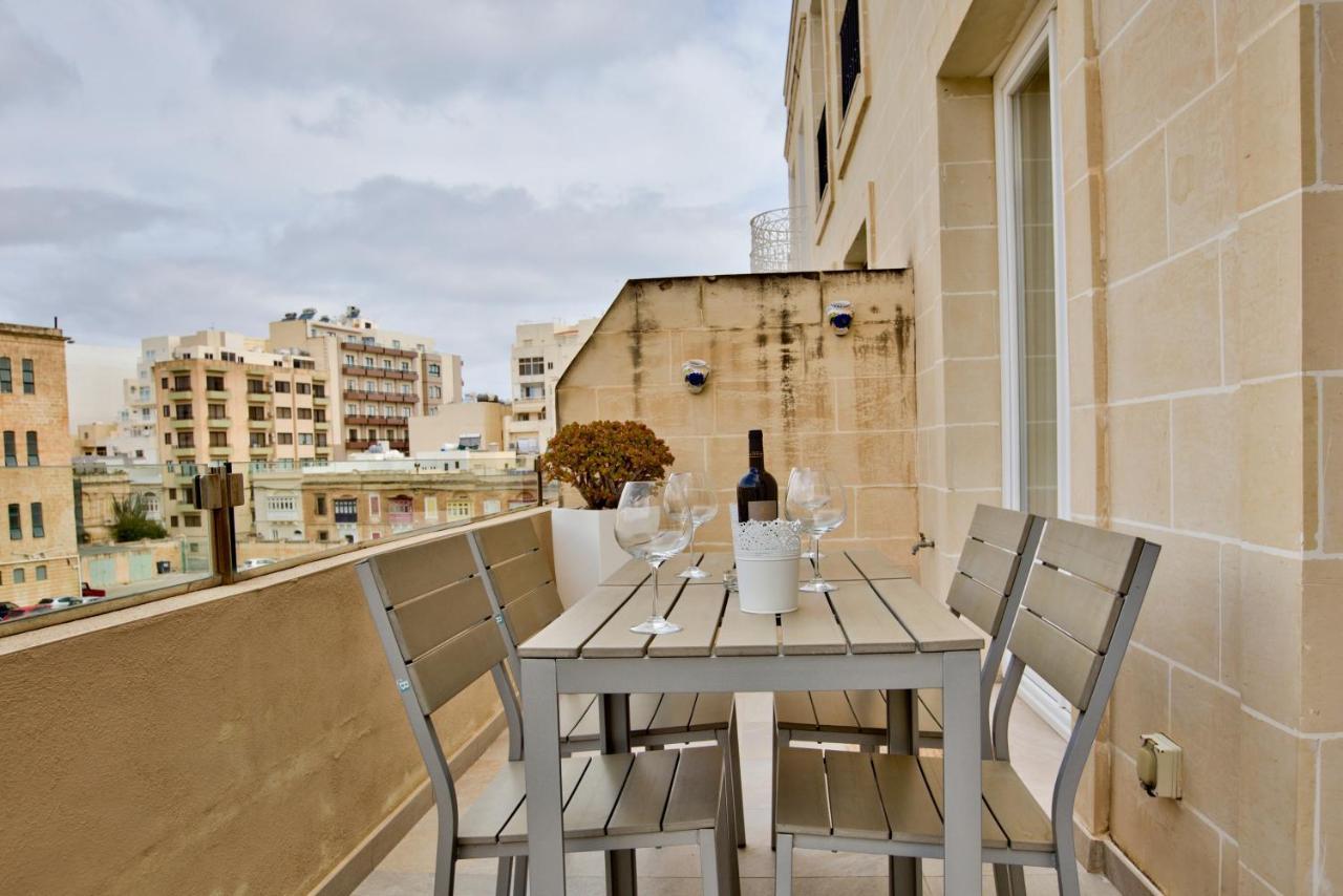 Apartament Stunning 2 Bed Meters Away From *
